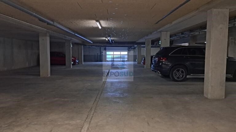 Location Parking ANTIBES surface habitable de 13 m²